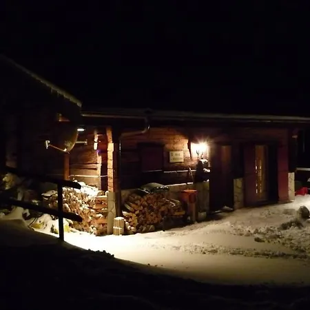 木屋 Ovronnaz, Le Vieux Mazot *
