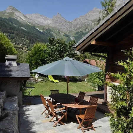木屋 Ovronnaz, Le Vieux Mazot *